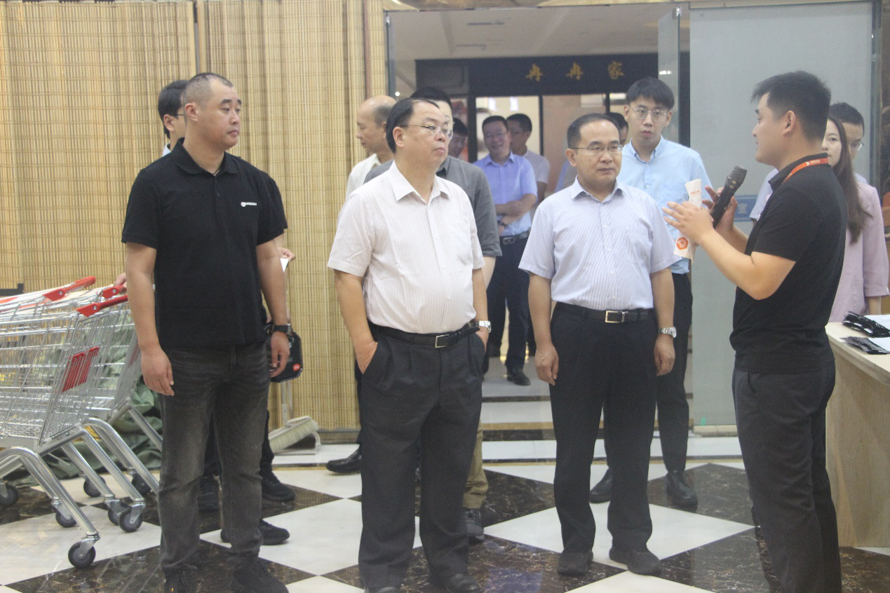 國家發改委綜合運輸研究所汪鳴所長一行到山東順和集團調研并座談