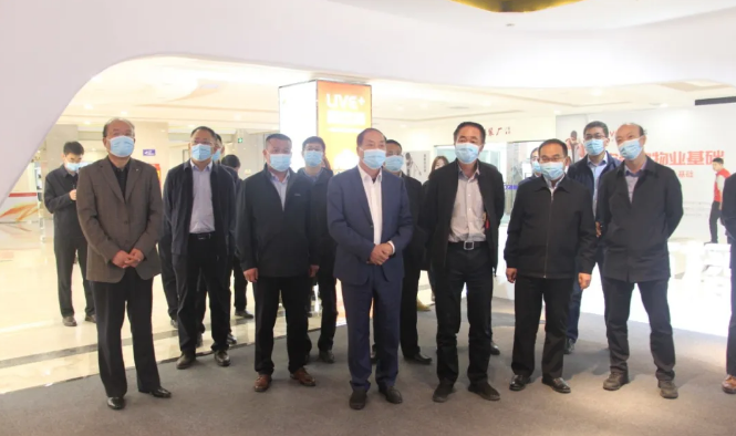 山東省科技廳二級巡視員許勃一行到順和直播電商科技產業園參觀調研