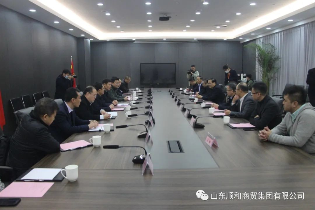 沂南縣考察團(tuán)蒞臨順和直播電商科技產(chǎn)業(yè)園參觀調(diào)研