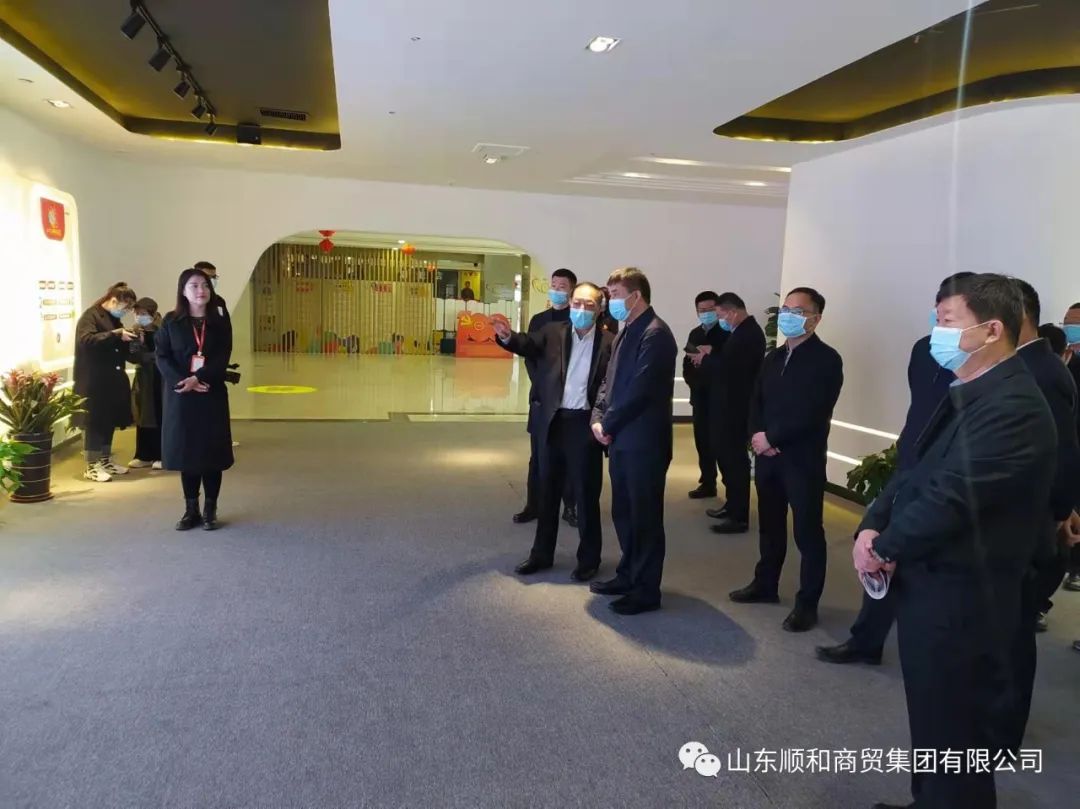 新疆生產建設兵團第七師參觀團蒞臨順和直播參觀調研