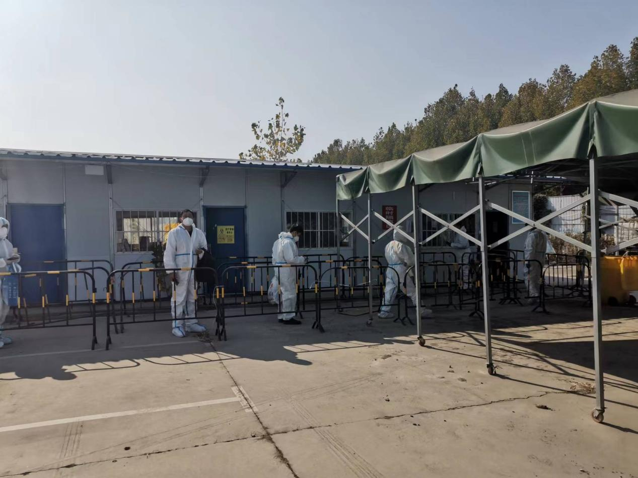 抗疫“上甘嶺”--蘭山區(qū)中高風(fēng)險車輛接駁點(diǎn)小記